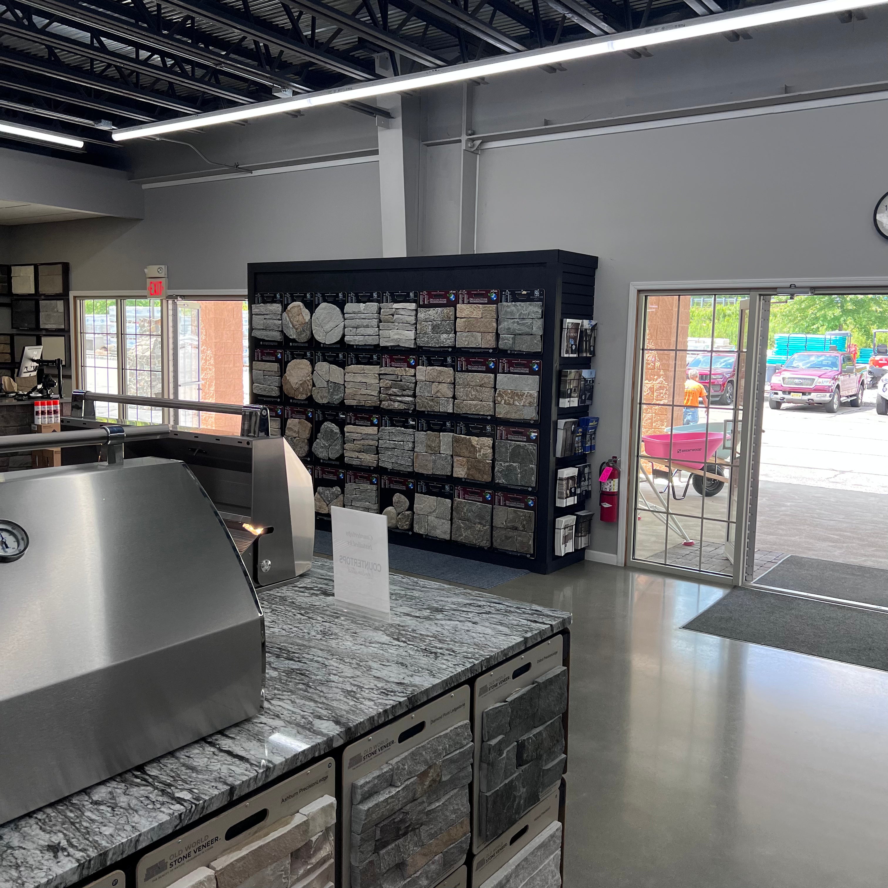 Showroom and Outdoor Display
