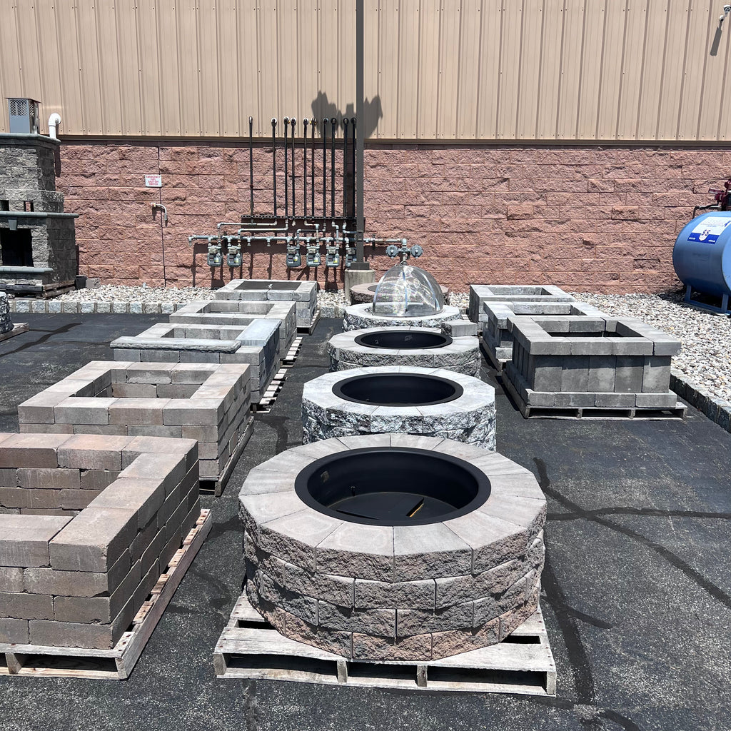 Fire Pits & Fireplaces
