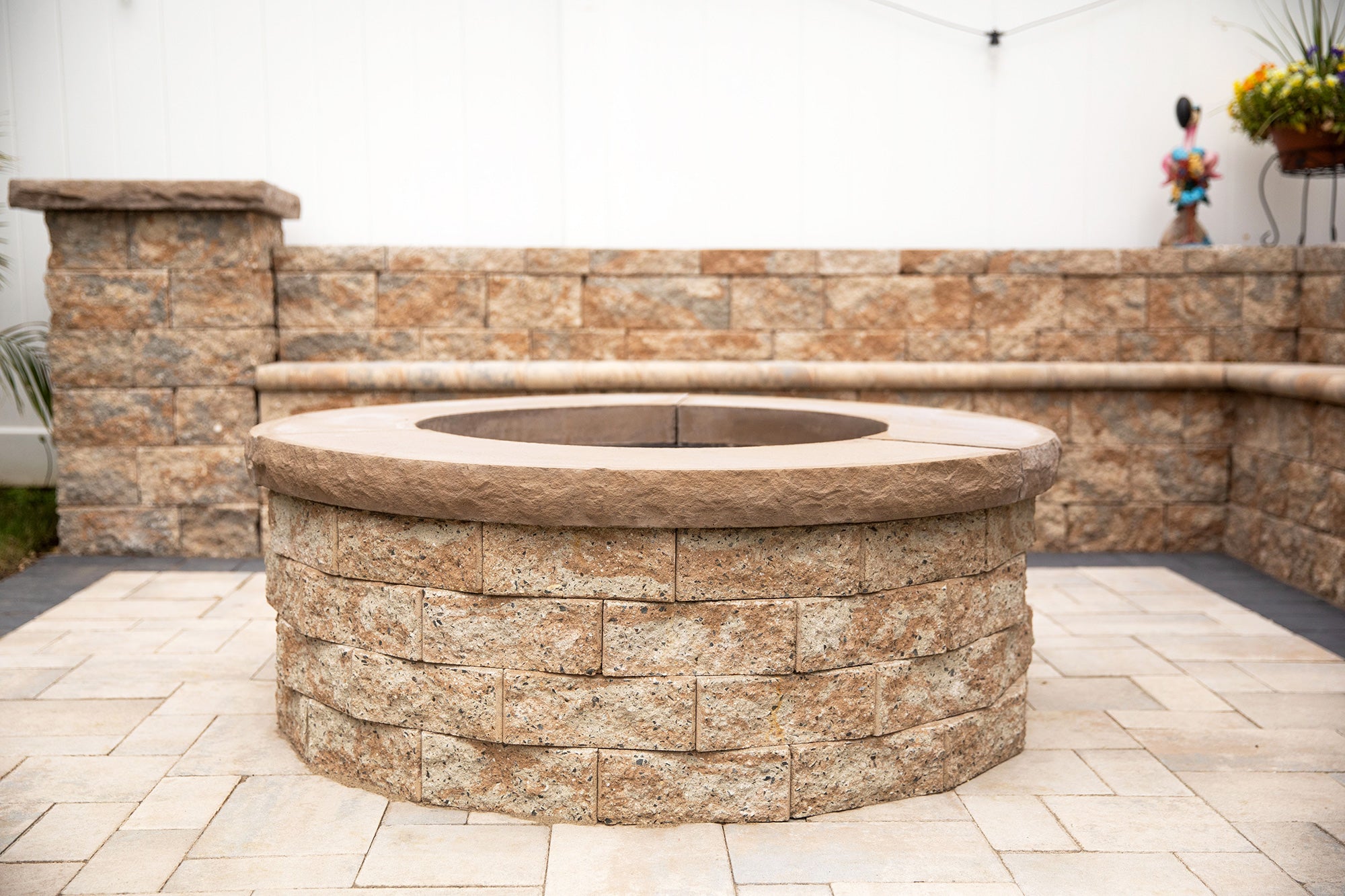 Fire Pits & Fireplaces