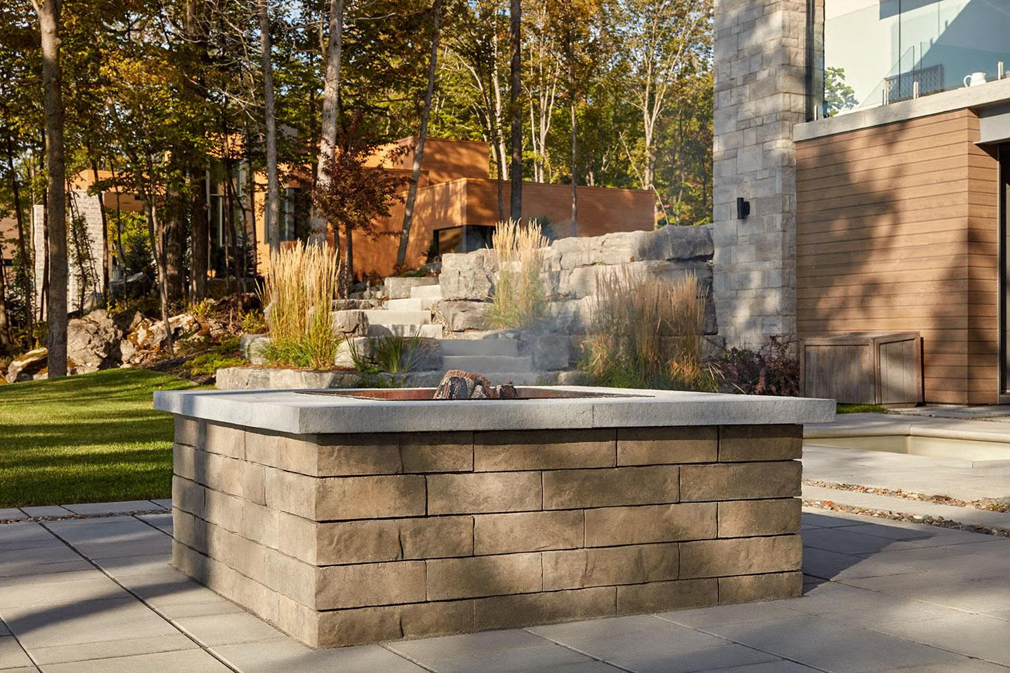 Fire Pits & Fireplaces